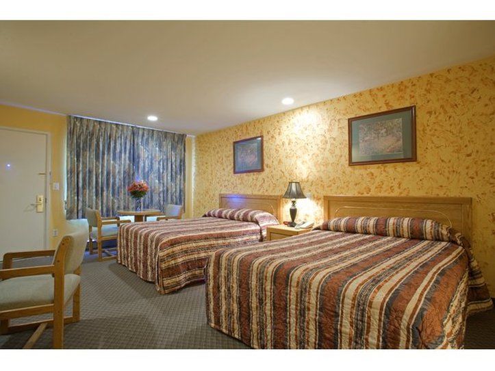 Rosewood Inn & Suites Roseburg Exterior foto